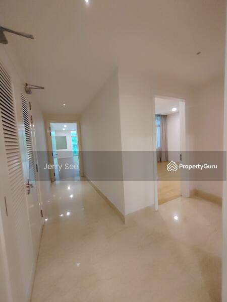 For Sale - Kenny Hills Residence