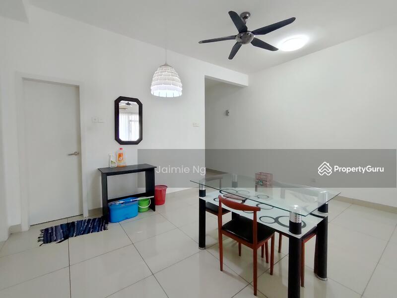 For Rent - Paramount Utropolis
