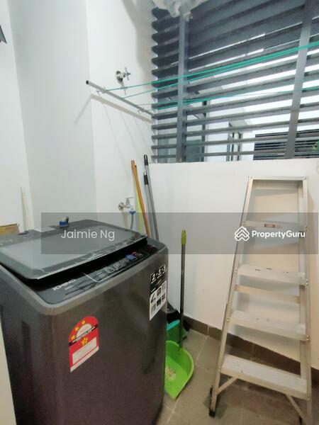 For Rent - Paramount Utropolis