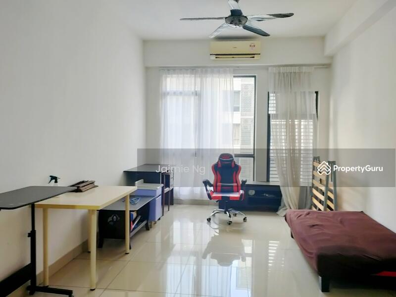 For Rent - Paramount Utropolis
