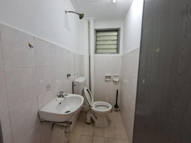 For Sale - Plaza Serdang Raya