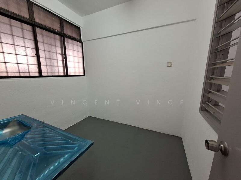 For Sale - Plaza Serdang Raya