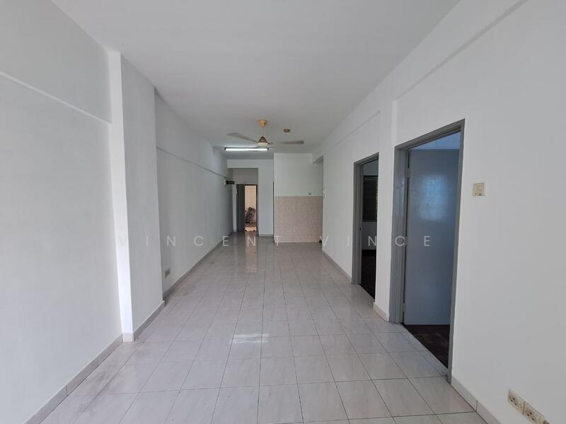 For Sale - Plaza Serdang Raya