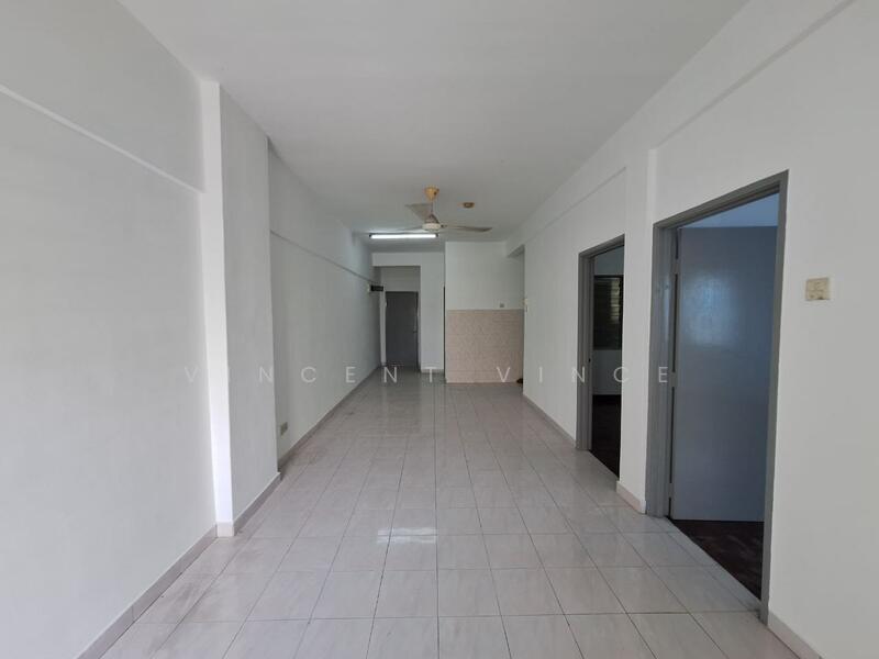 For Sale - Plaza Serdang Raya