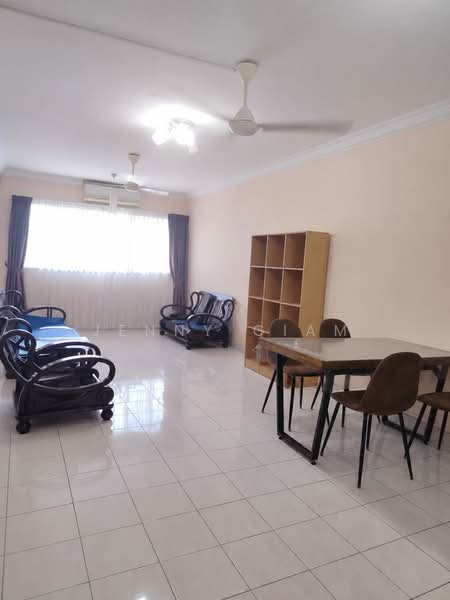 Kondominium untuk Dijual di Puncak Damansara - Jenny Giam - Living Room - PropertyGuru.com.my