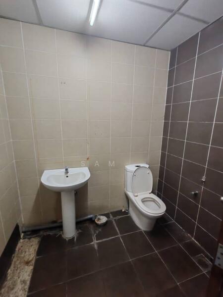 For Rent - Tower Regency