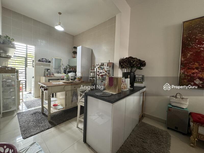 Untuk Dijual - Bandar Tun Hussein Onn
