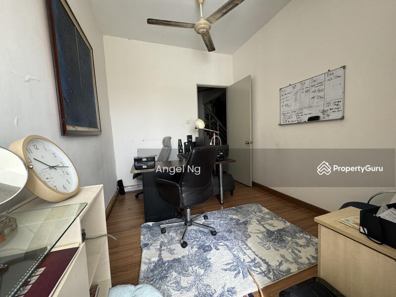 Untuk Dijual - Bandar Tun Hussein Onn