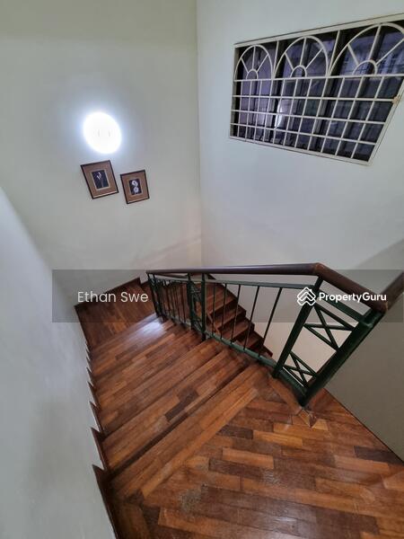 Untuk Dijual - Semi-D house at Sungai Buloh