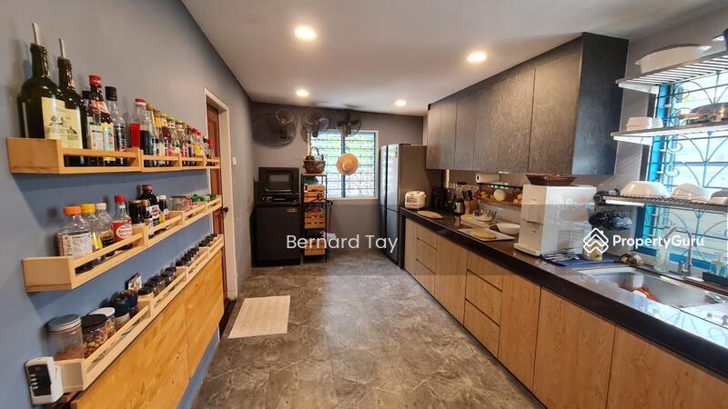 Untuk Dijual - Taman Melawis