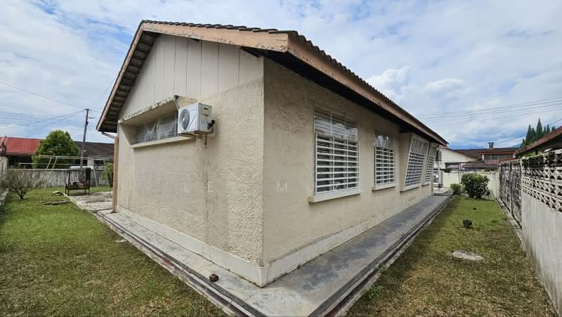 Bungalow for Sale in Taman Canning (Ipoh) - Lee Muzi - PropertyGuru.com.my