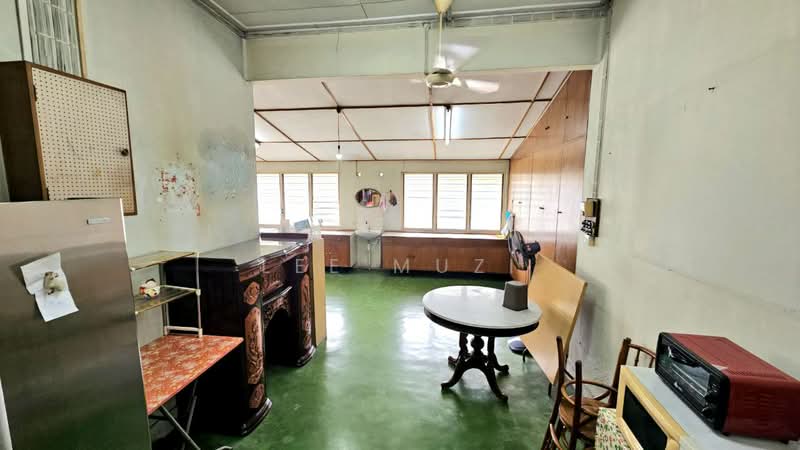 Bungalow for Sale in Taman Canning (Ipoh) - Lee Muzi - PropertyGuru.com.my