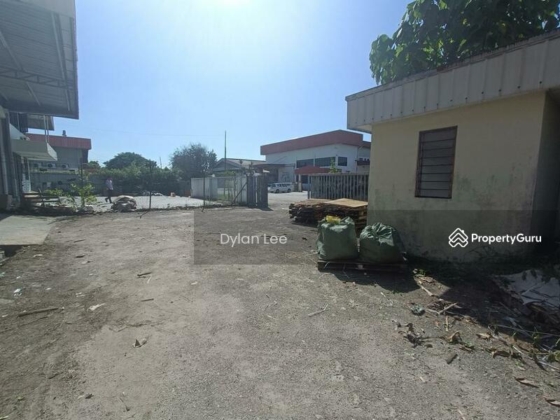 Untuk Disewa - 1.5 Storey Industrial Semi-Detached Factory @ Tmn Industri Makmur Kulim To Let