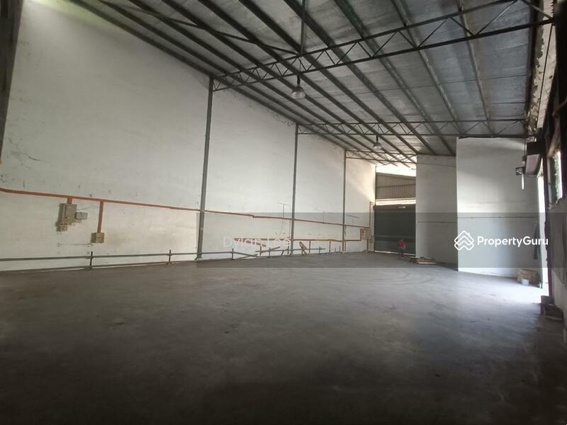 Untuk Disewa - 1.5 Storey Industrial Semi-Detached Factory @ Tmn Industri Makmur Kulim To Let