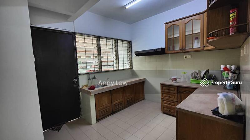 2-storey Terraced House for Sale in Seksyen 17 (Petaling Jaya) - Anny Low - PropertyGuru.com.my