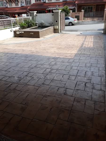 2-storey Terraced House for Sale in Serdang (Seri Kembangan) - Nicholas Lew - Exterior - PropertyGuru.com.my