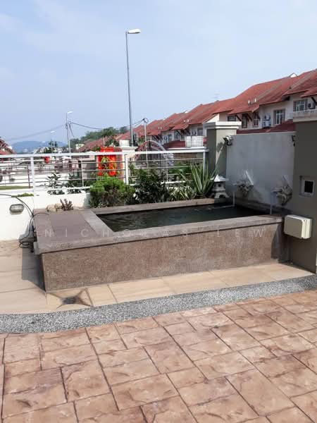 2-storey Terraced House for Sale in Serdang (Seri Kembangan) - Nicholas Lew - Exterior - PropertyGuru.com.my