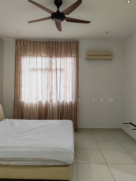 2-storey Terraced House for Sale in Serdang (Seri Kembangan) - Nicholas Lew - PropertyGuru.com.my