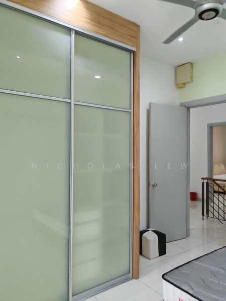 2-storey Terraced House for Sale in Serdang (Seri Kembangan) - Nicholas Lew - PropertyGuru.com.my