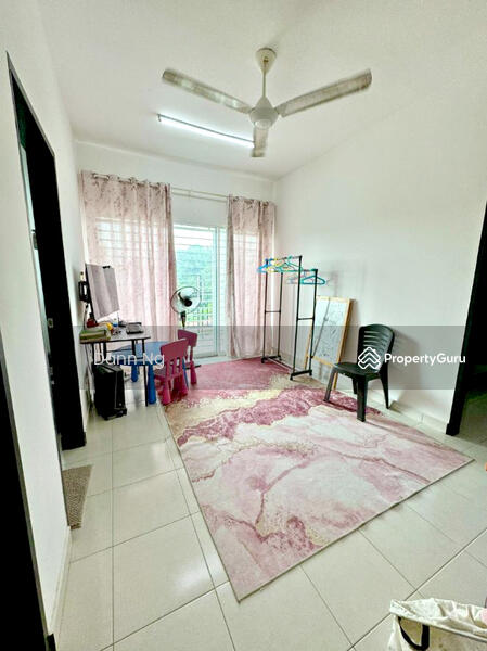 For Sale - CORNER Lot Taman Pelangi Semenyih SPACIOUS SIDE LAND n CAR PORCH