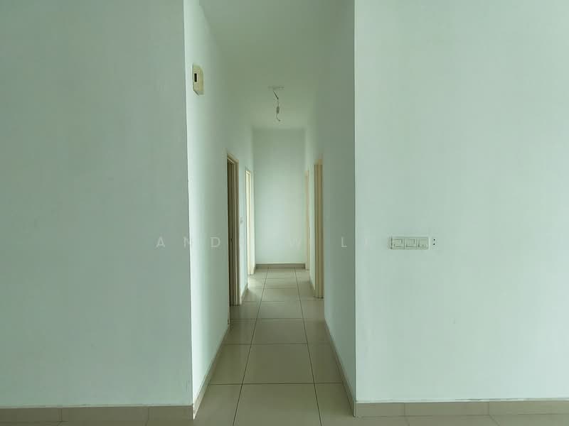 Servis Apartment untuk Dijual di Pinnacle Tower - Andrew Lee - Corridor - PropertyGuru.com.my