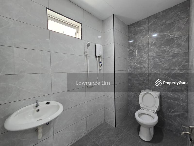 2-storey Terraced House for Sale in Ayer Keroh (Melaka) - Lawrance Lim - PropertyGuru.com.my