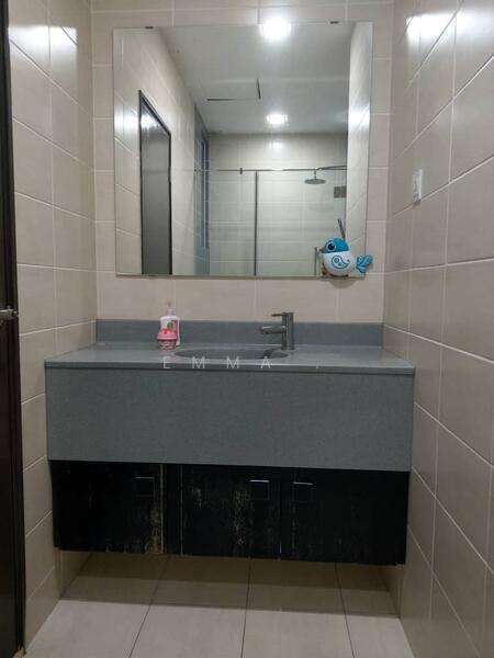 For Sale - Shaftsbury Residence