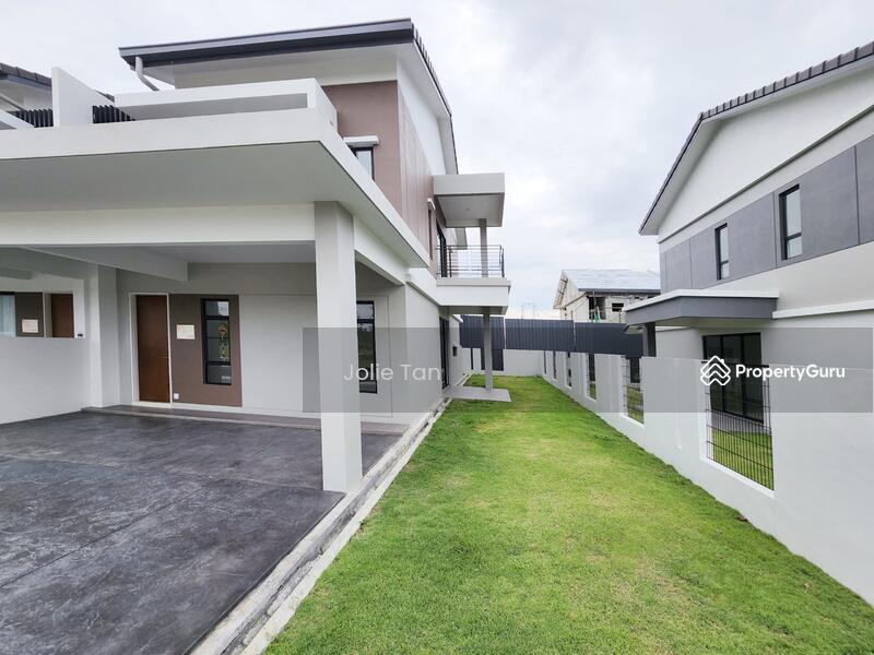 For Sale - 0 Downpayment - New Freehold 2 Storey 22'x74'Link House with Gated &Guarded Community