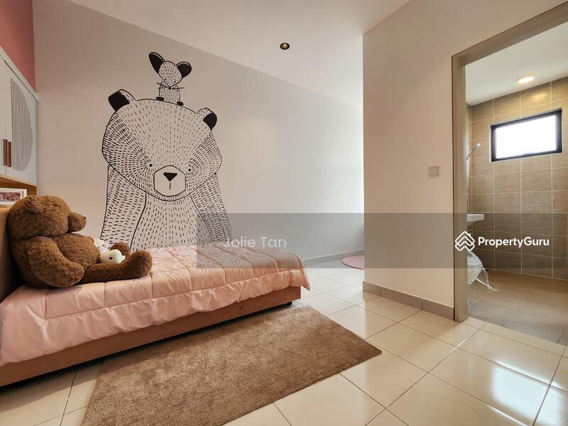 For Sale - 0 Downpayment - New Freehold 2 Storey 22'x74'Link House with Gated &Guarded Community