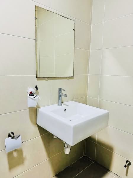 Servis Apartment untuk Disewa di Palmyra Residence - Erin Yusof - Bathroom - PropertyGuru.com.my