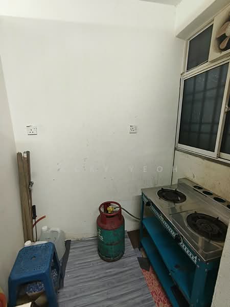 Apartment for Sale at Sri Saujana - Jacky Yeoh - Kitchen - PropertyGuru.com.my