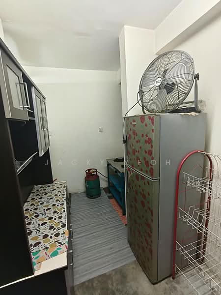 Apartment for Sale at Sri Saujana - Jacky Yeoh - Kitchen - PropertyGuru.com.my