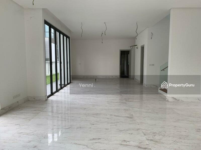 For Sale - Vila Elemen