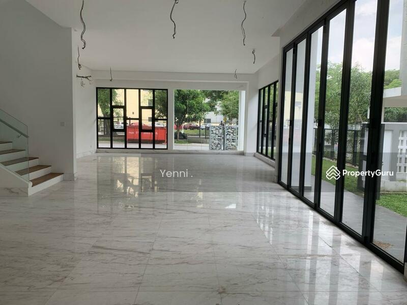For Sale - Vila Elemen