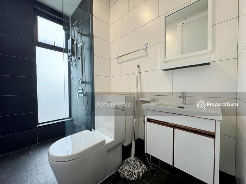 For Sale - Univ 360 Place