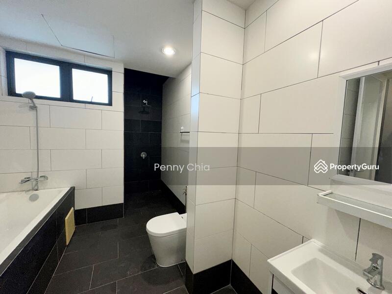 For Sale - Univ 360 Place