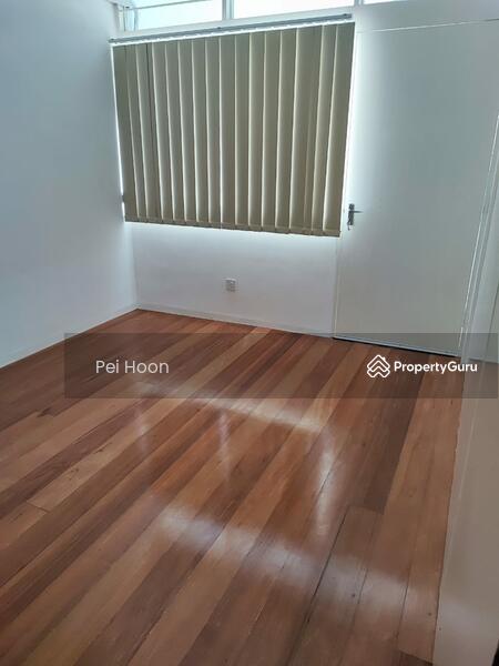 Untuk Dijual - Pulau Tikus 2 storey intermediate terrace house