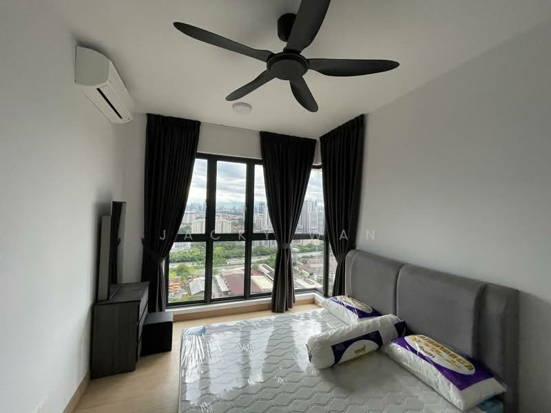 Kondominium untuk Disewa di Kuchai Sentral - Jacky Wan - Bedroom - PropertyGuru.com.my
