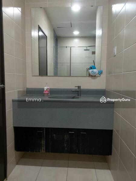 For Rent - Shaftsbury Residence