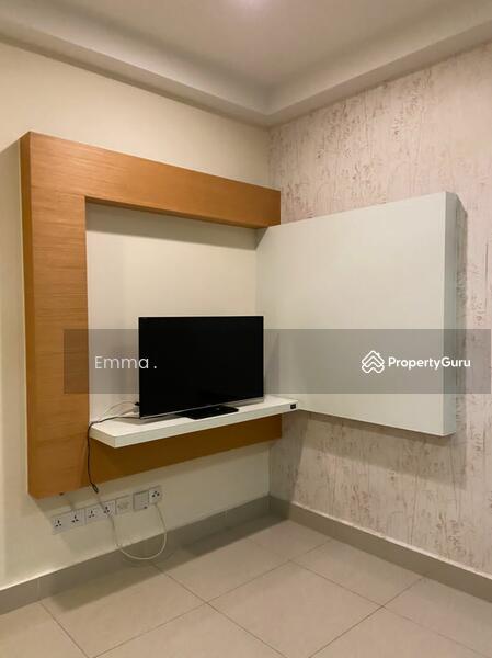 For Rent - Shaftsbury Residence