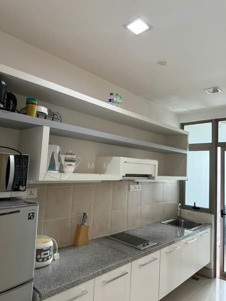 For Rent - Shaftsbury Residence