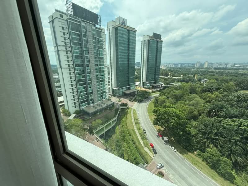 For Rent - Shaftsbury Residence