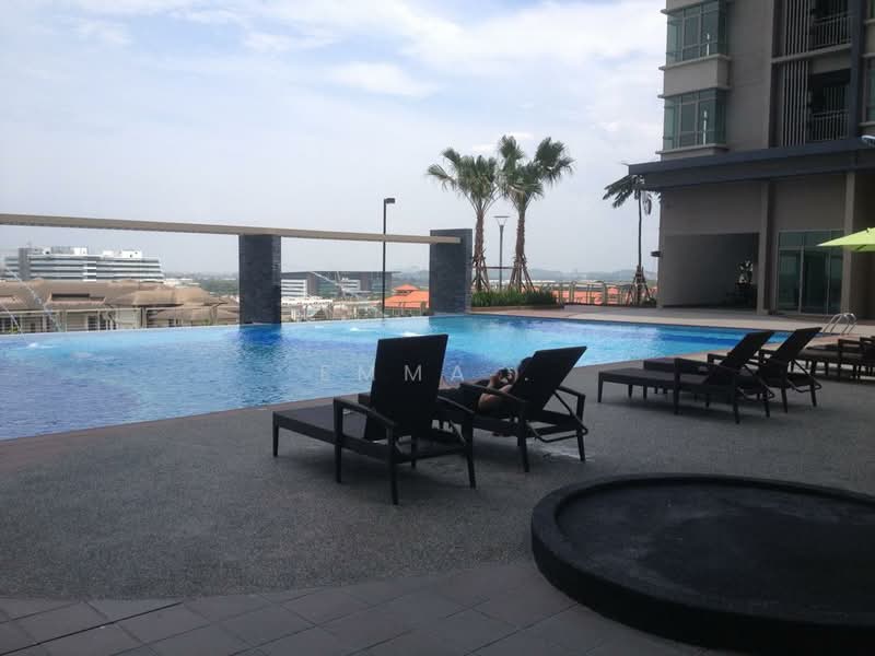 For Rent - Shaftsbury Residence