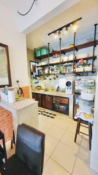 Pangsapuri untuk Disewa di Residensi Platinum Teratai - Erin Yusof - Kitchen - PropertyGuru.com.my