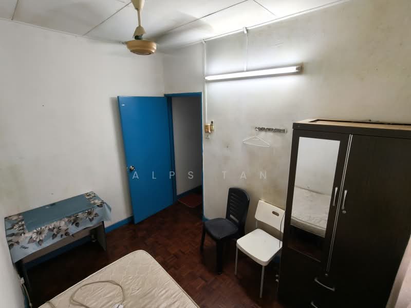 Rumah Teres 2 Tingkat untuk Disewa di Usj 2 (Subang Jaya) - Alps Tan - Bedroom - PropertyGuru.com.my