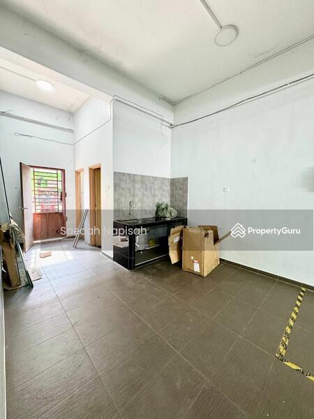 Untuk Disewa - Benut