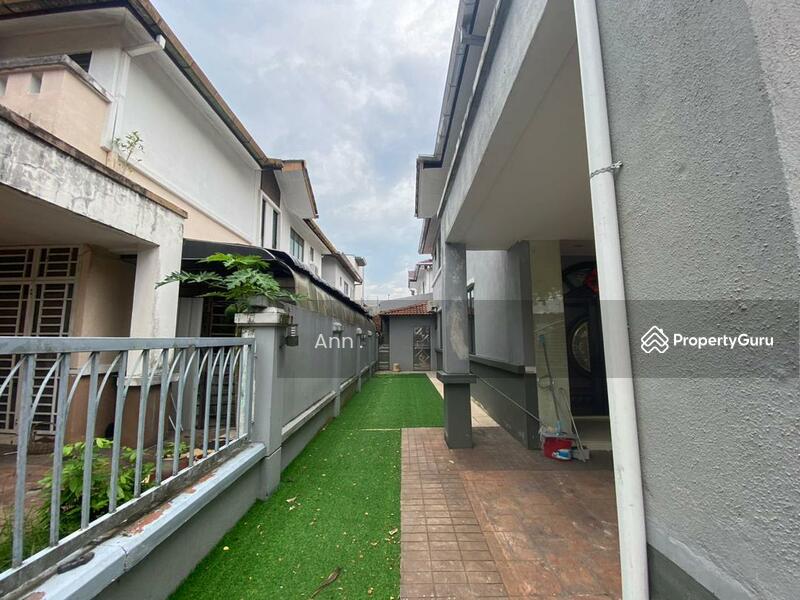 Austin Perdana Lake Villa (Unblock View) Double Storey Link Bungalow