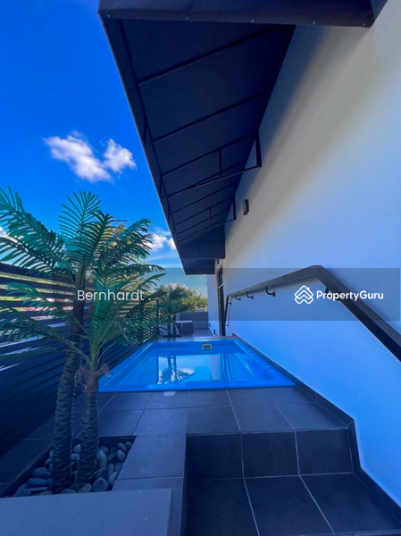 Untuk Dijual - Semi-D house at Petaling Jaya