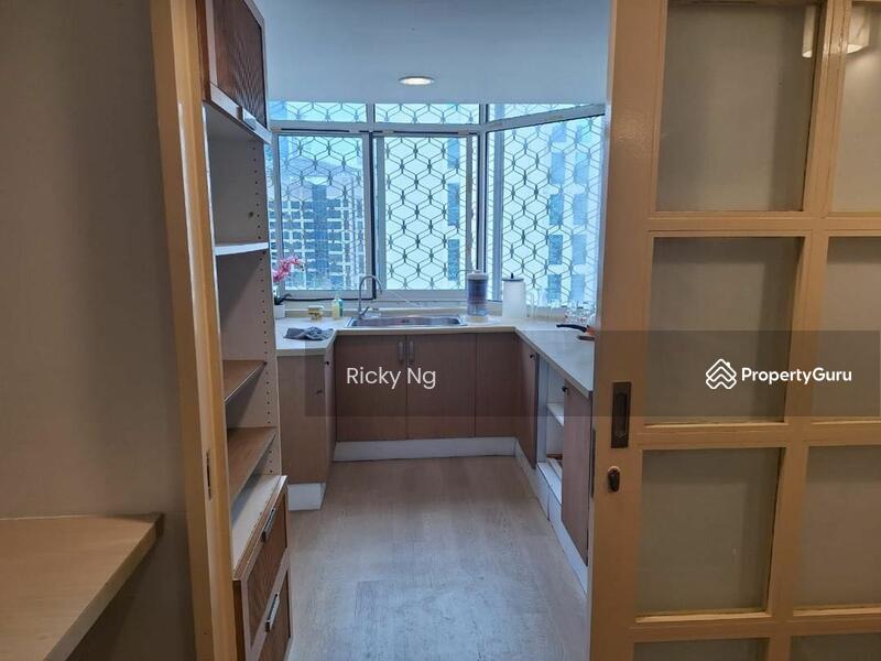 For Sale - Fahrenheit 88