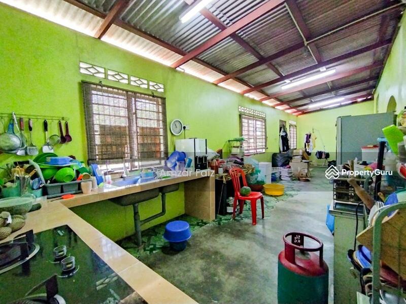 1-storey Terraced House for Sale in Desa Salak Permata (Sepang) - Amzar Faiz - PropertyGuru.com.my